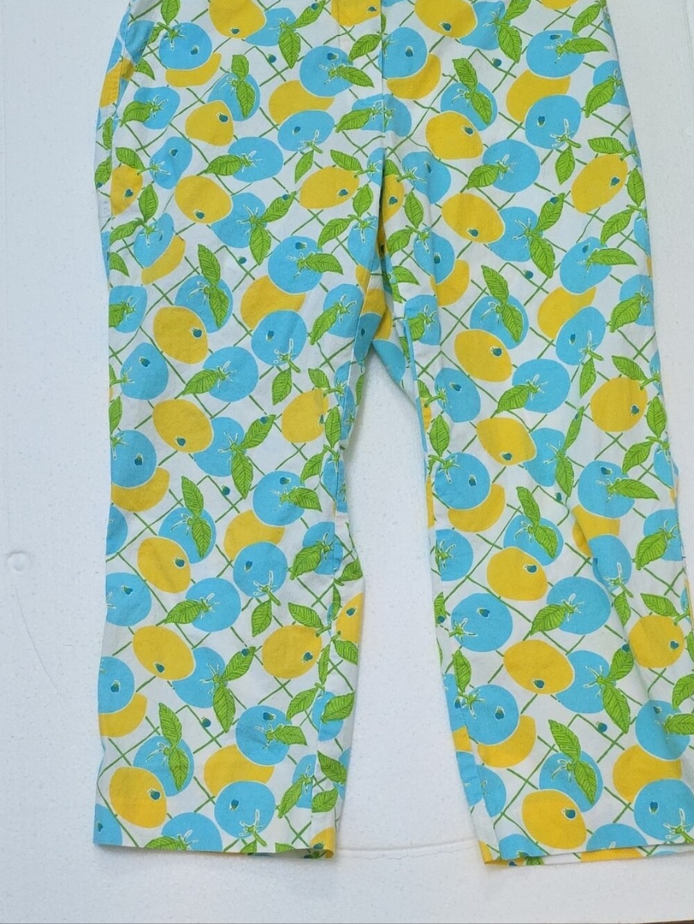 Lilly Pulitzer Blue, Yellow & Green Citrus Capri Pants